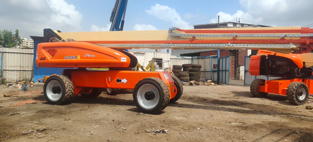 Telescopic Boom Lift - View 2